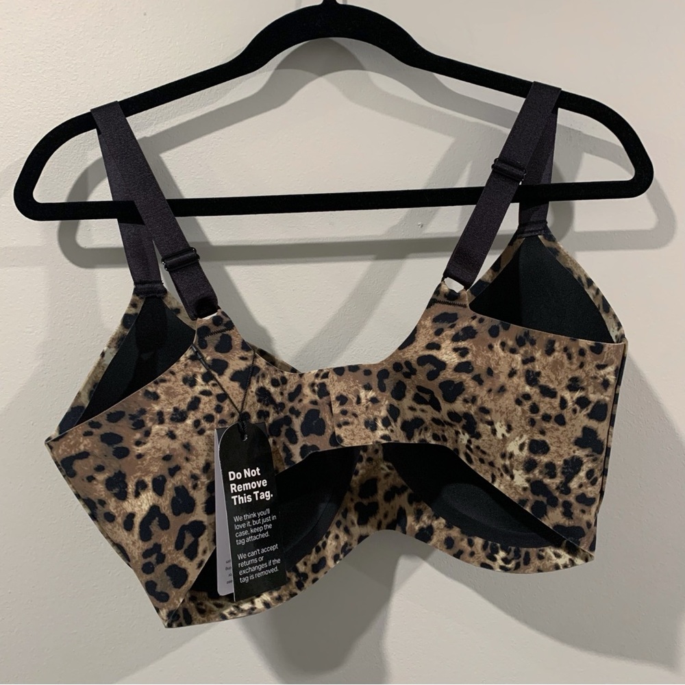 EBY 3D Precision Leopard Print Bra size Small DD - Picture 2 of 6